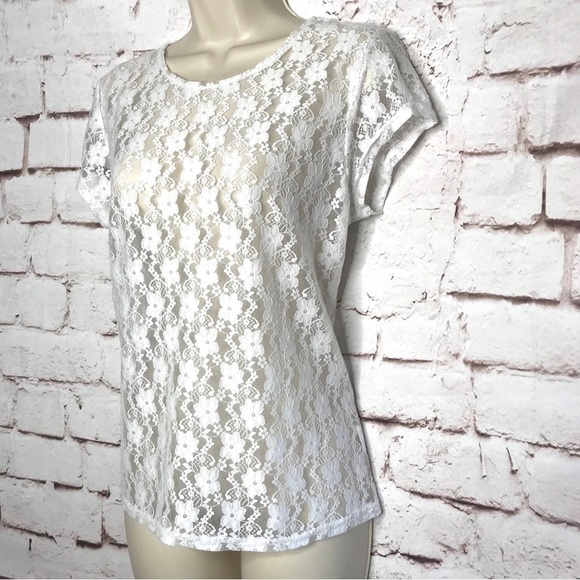 CAMELEON White lace sheer cap sleeve blouse Size Medium Large - Picture 14 of 15